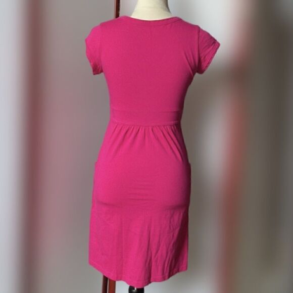 Old Navy Barbiecore Hot Pink Short Sleeve Dress w/Pockets (Size: Small) - Picture 2 of 8
